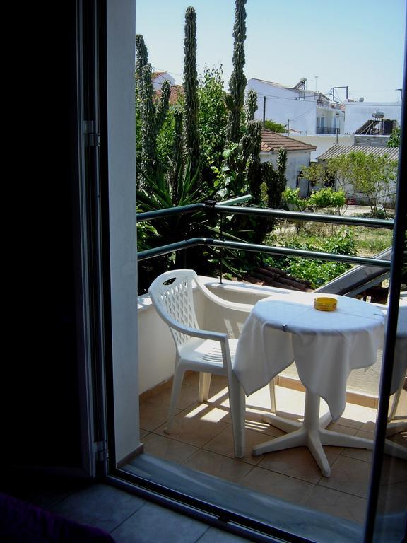 Πανσιόν Χρύσα Ξενοδοχείο Σκιάθος Πόλη Εξωτερικό φωτογραφία